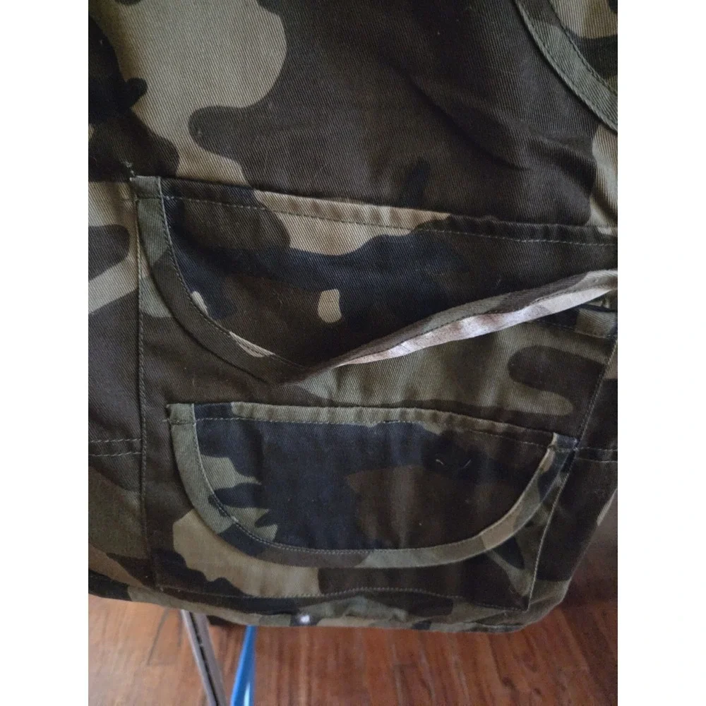 Master Sportsman Camo Vest Size Mens XL Hunting Fishing Outdoors Nice Green